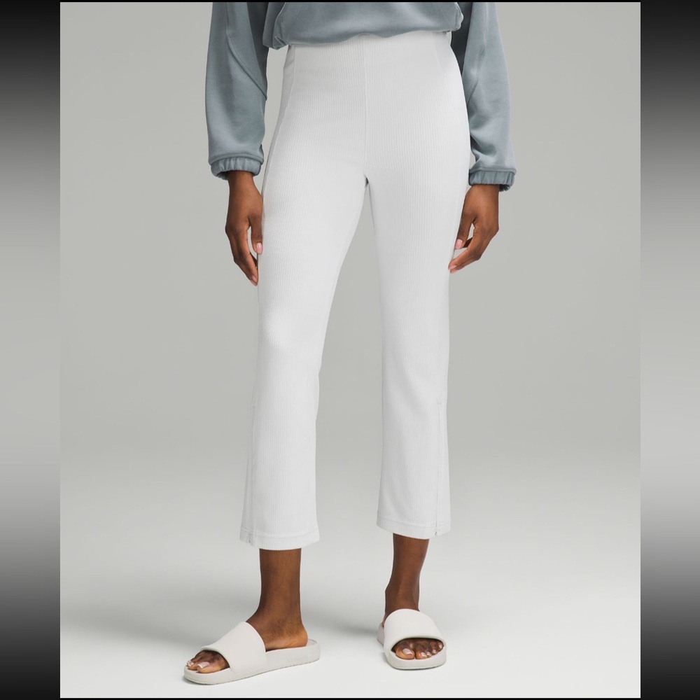Lululemon White Side Zip Crop Athleisure Pants Leggings